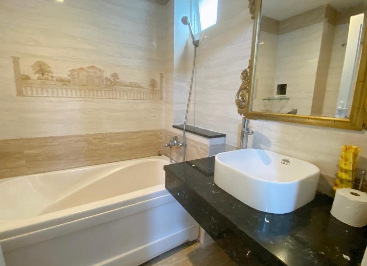 Crowne Bui Vien Hotel Ho Şi Min Dış mekan fotoğraf